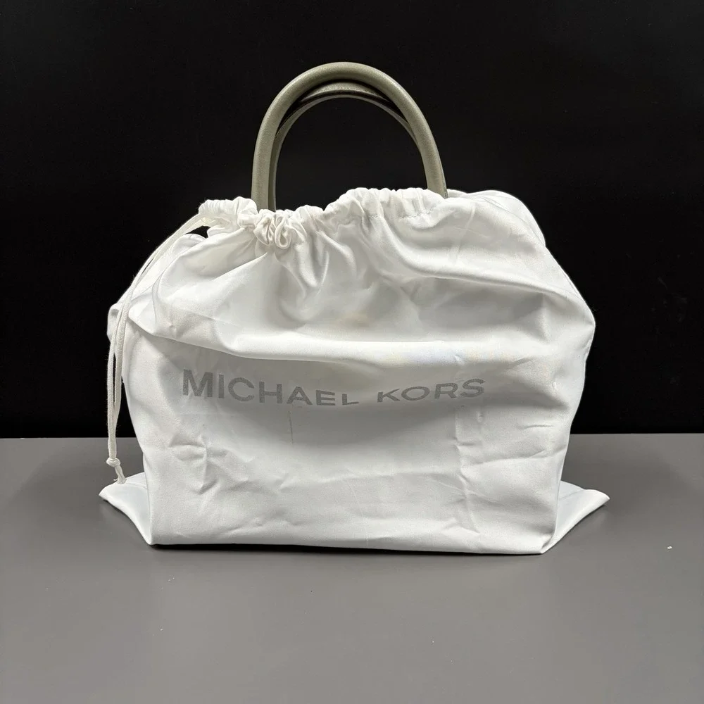 MICHAEL‎ KORS CARMEN MEDIUM FLAP SATCHEL SHOULDER BAG MK SOLID LIGHT SAGE
